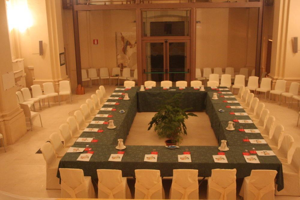 מלון סנטו סטפאנו די ססאניו Convento Di San Colombo מראה חיצוני תמונה