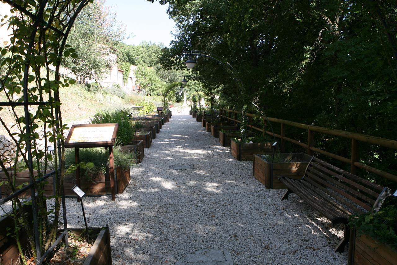 מלון סנטו סטפאנו די ססאניו Convento Di San Colombo מראה חיצוני תמונה